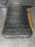 Giáp gầm BYD M6 - 2026